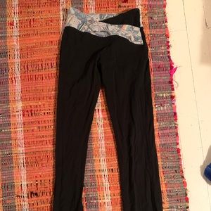 Victoria’s Secret yoga pants